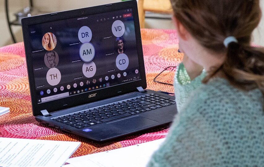 telework, e-learning, girl, laptop, home, woman, remote working, teleworking, working from home, mobile work, remote job, computer, online lessons, online, virtual, technology, telework, e-learning, e-learning, e-learning, e-learning, e-learning, remote working, remote working, remote working, remote working, teleworking, working from home, remote job, computer, online, online, virtual